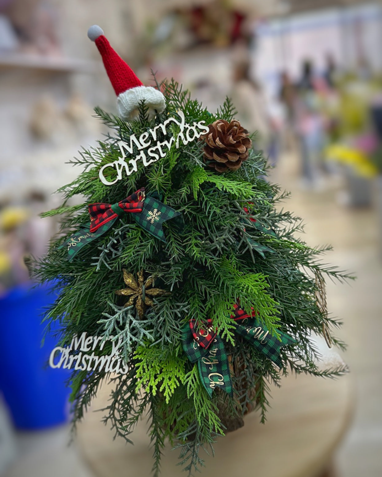 手工松枝聖誕樹 Little Santa Tree (約30cm)