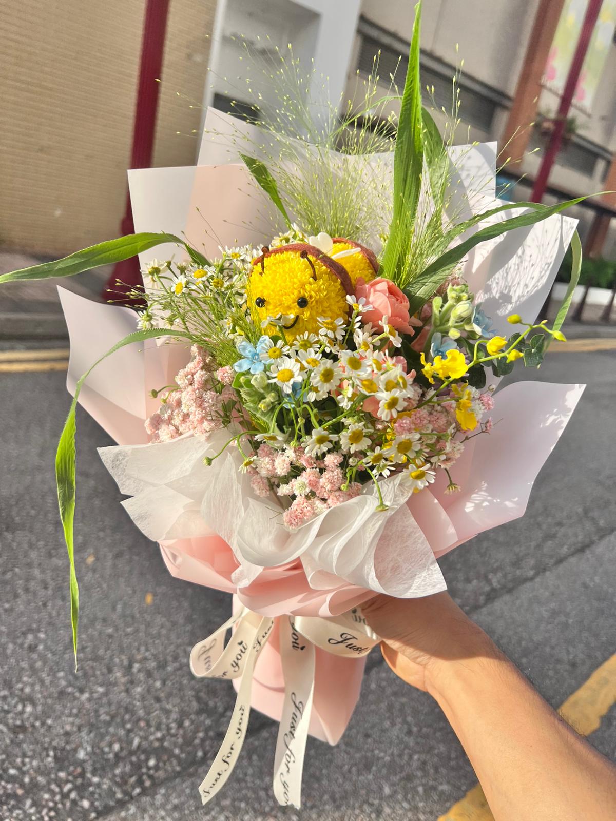 小蜜蜂花束